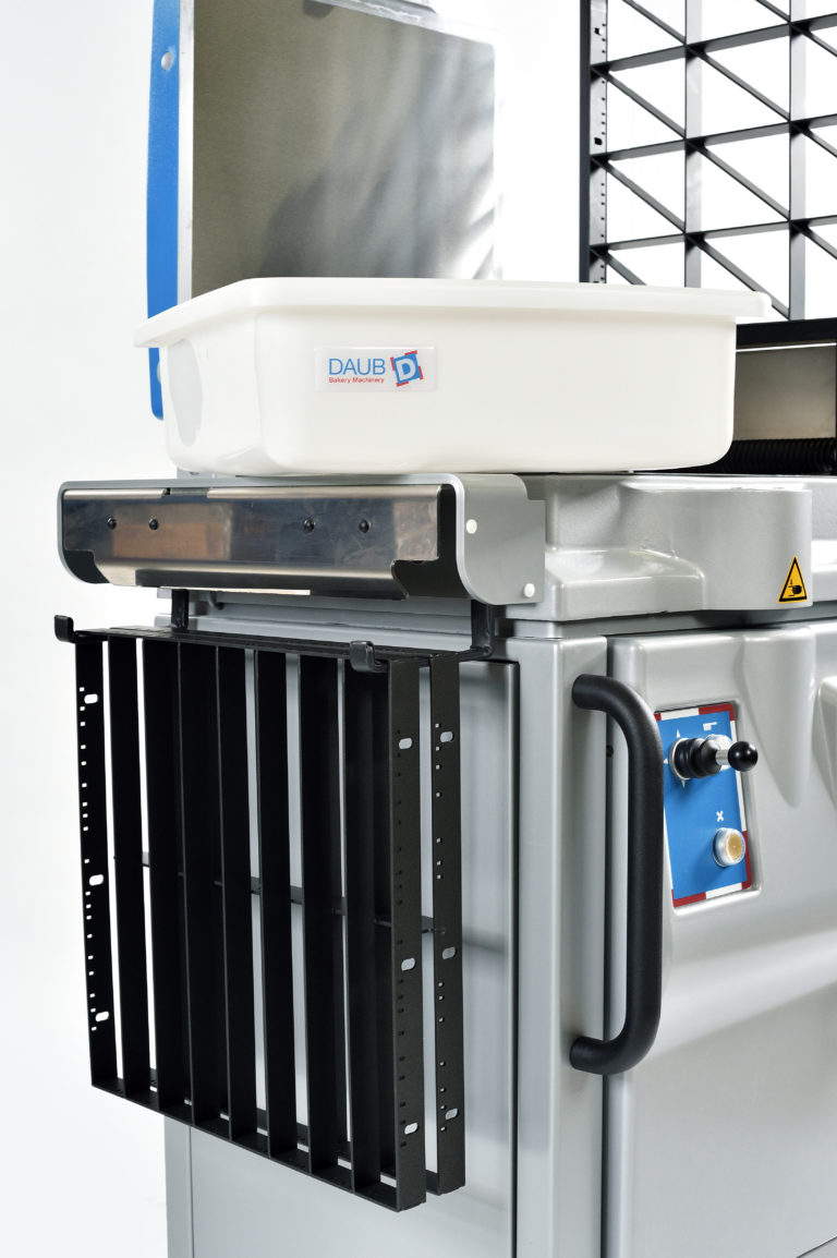 (FABRO 238 768X1154)