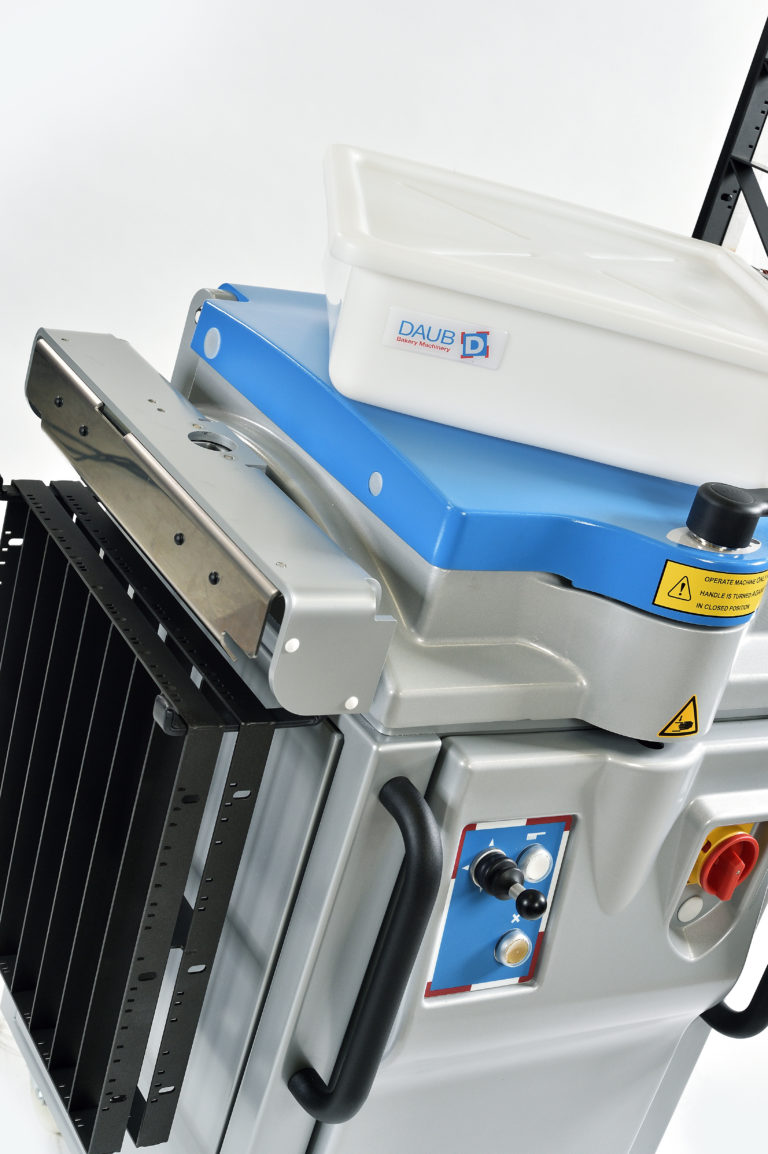 (FABRO 241 768X1154)